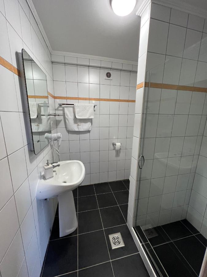 Kúria Vendégház Poroszló Esterno foto